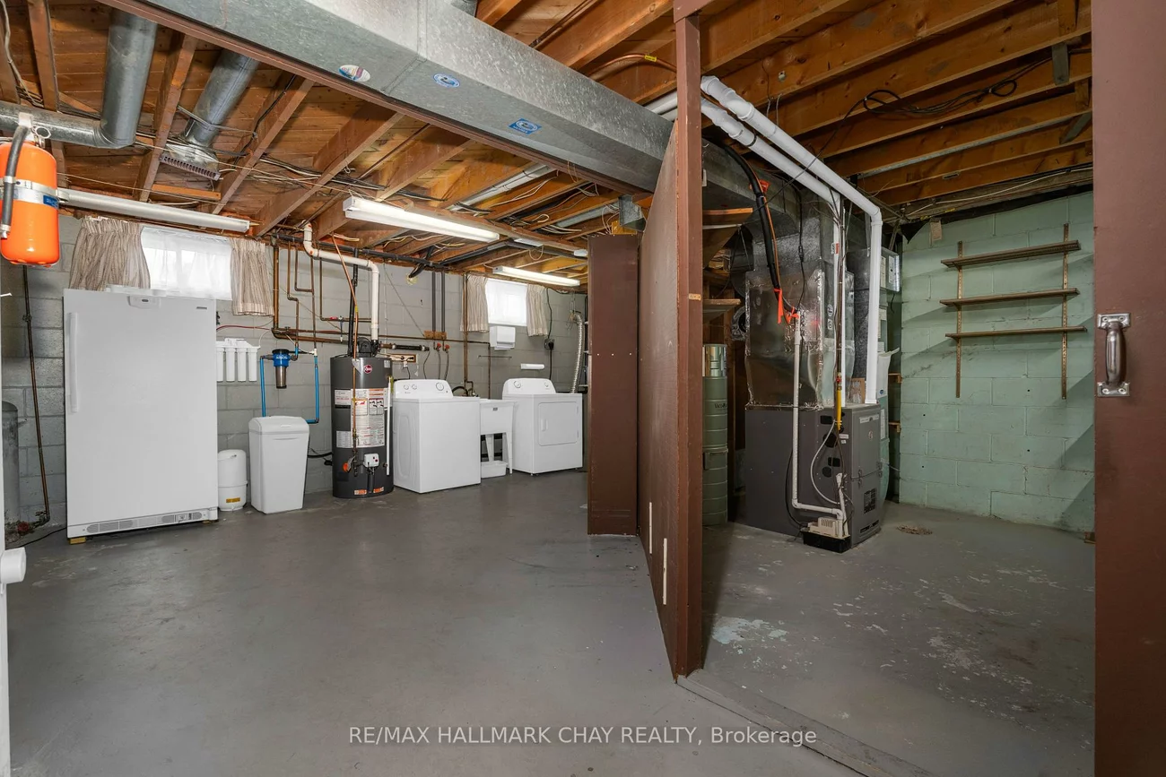 221, Warnica, Painswick North, Barrie