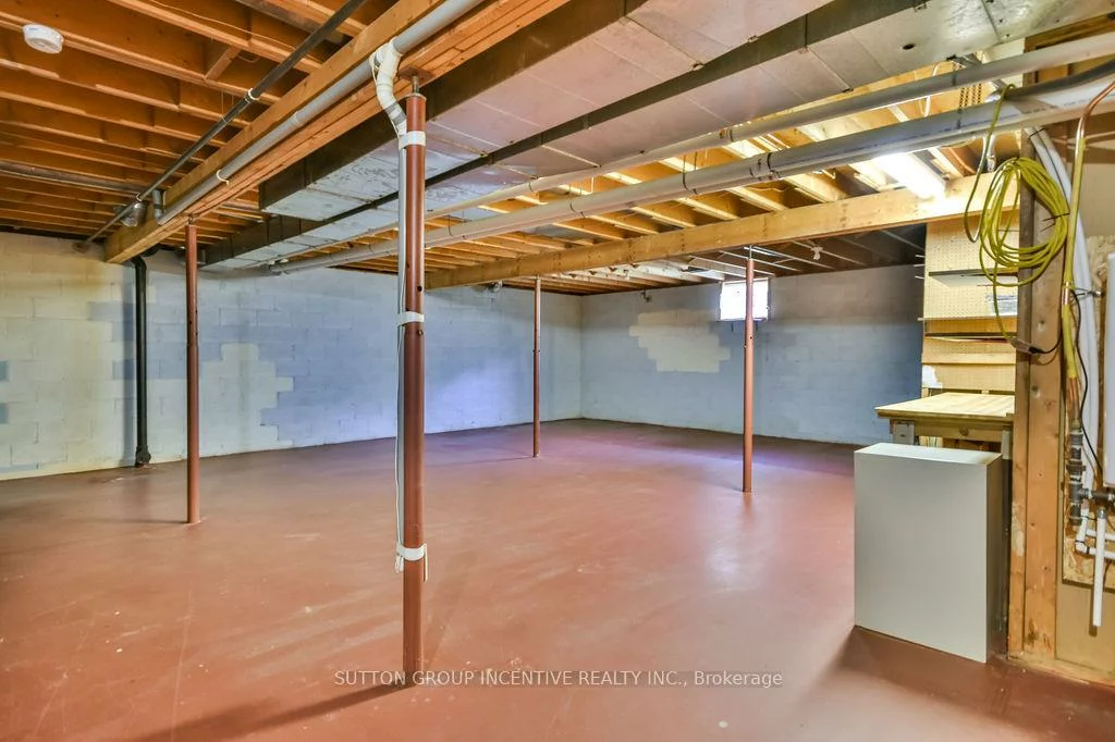 199, Anne, Sunnidale, Barrie