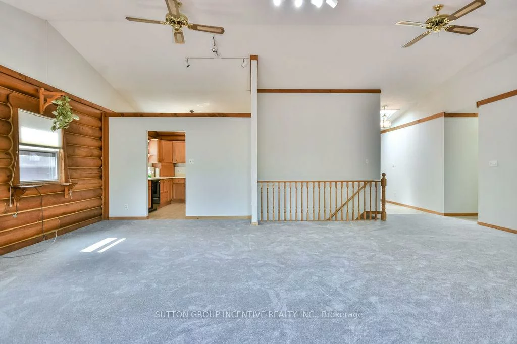 199, Anne, Sunnidale, Barrie