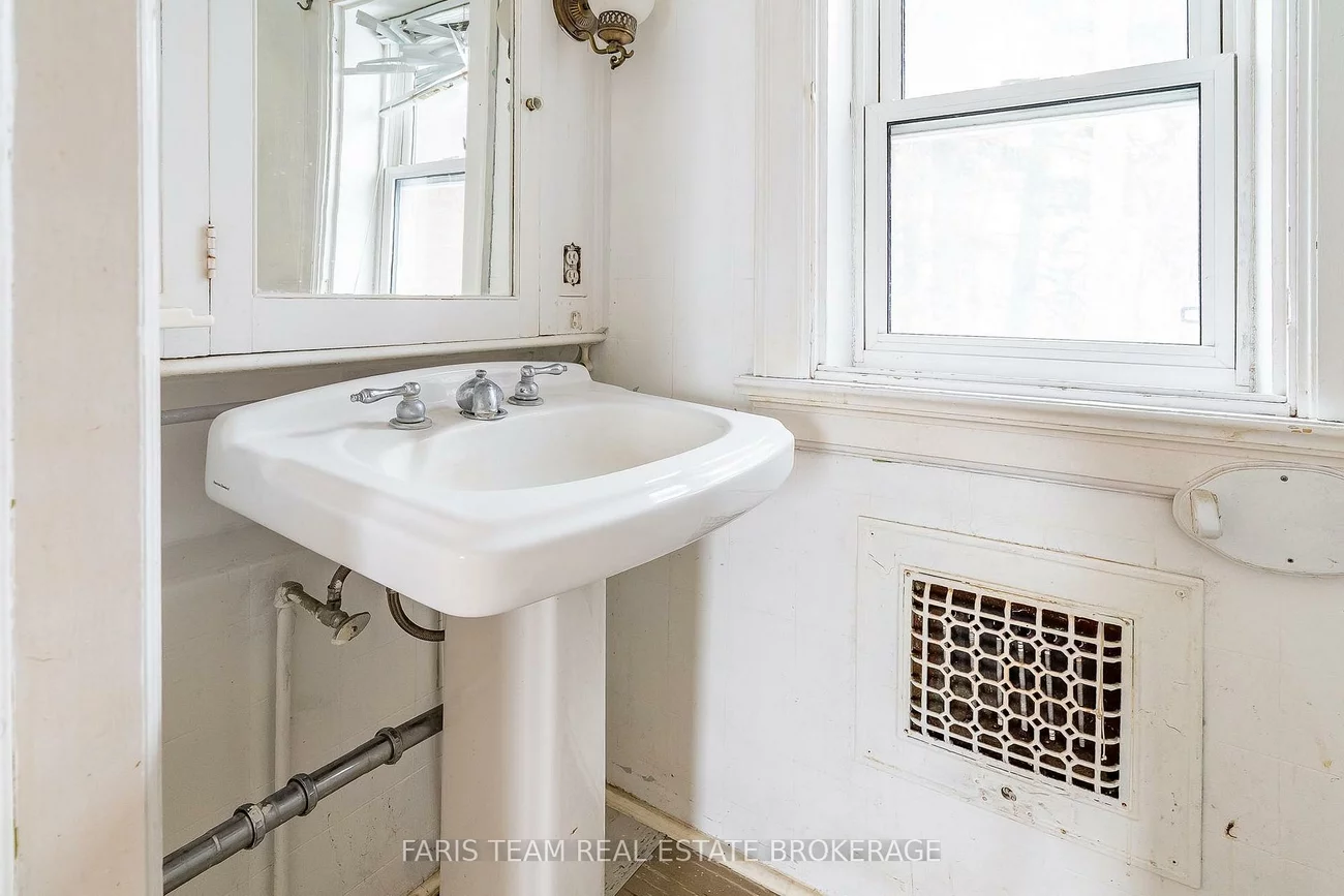 170, Kempenfelt, North Shore, Barrie