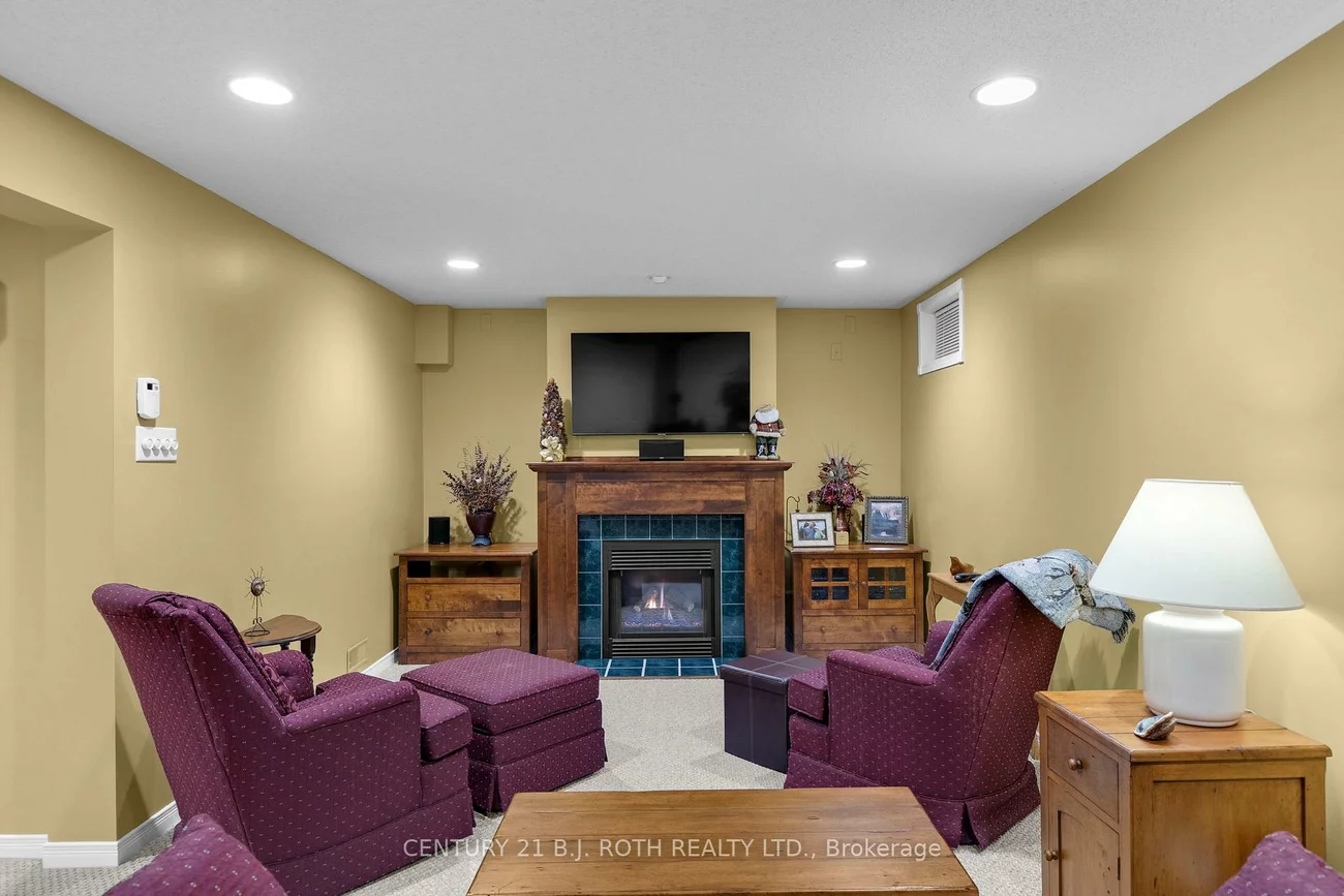 53, BENSON, Sandy Hollow, Barrie