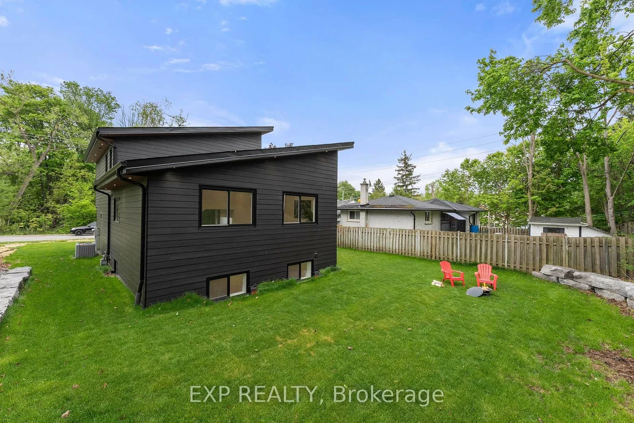 168, Berczy, Wellington, Barrie