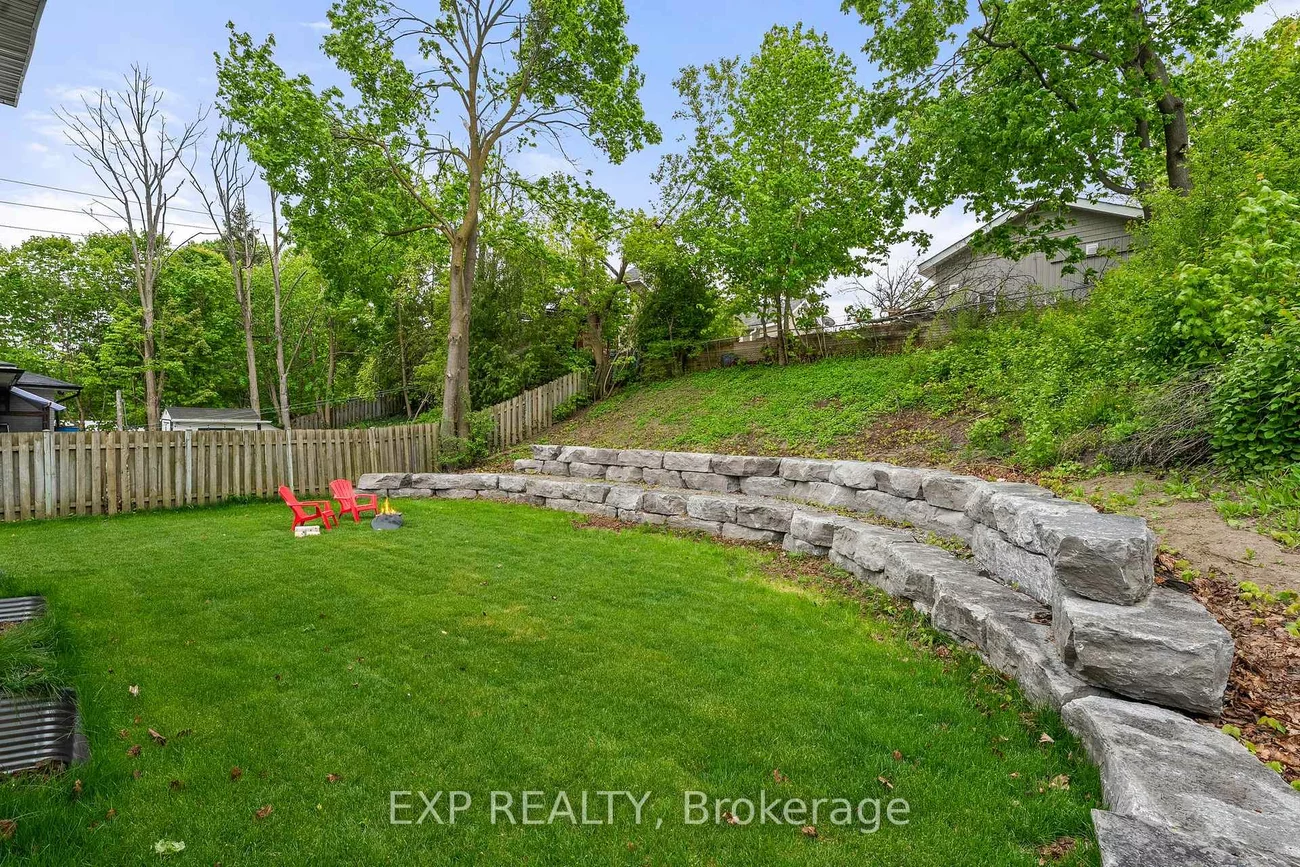 168, Berczy, Wellington, Barrie