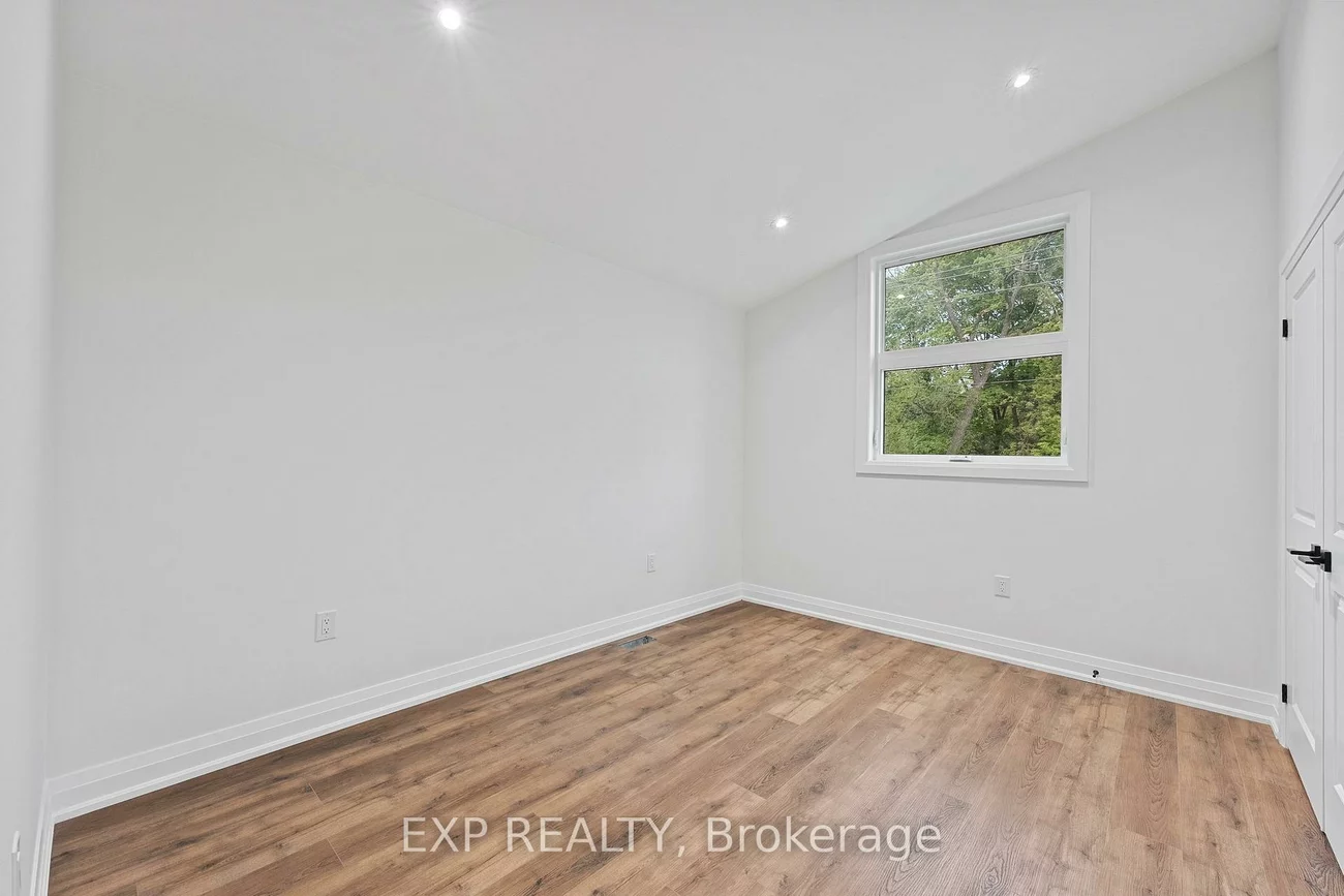 168, Berczy, Wellington, Barrie