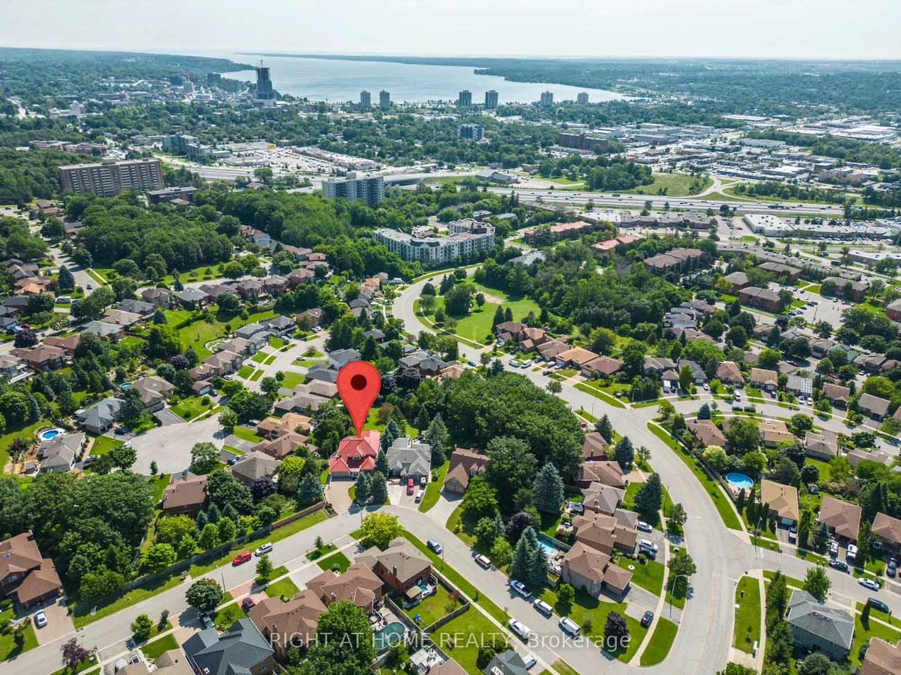 11, Thackeray, Letitia Heights, Barrie