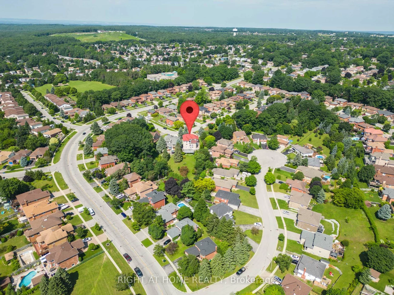 11, Thackeray, Letitia Heights, Barrie