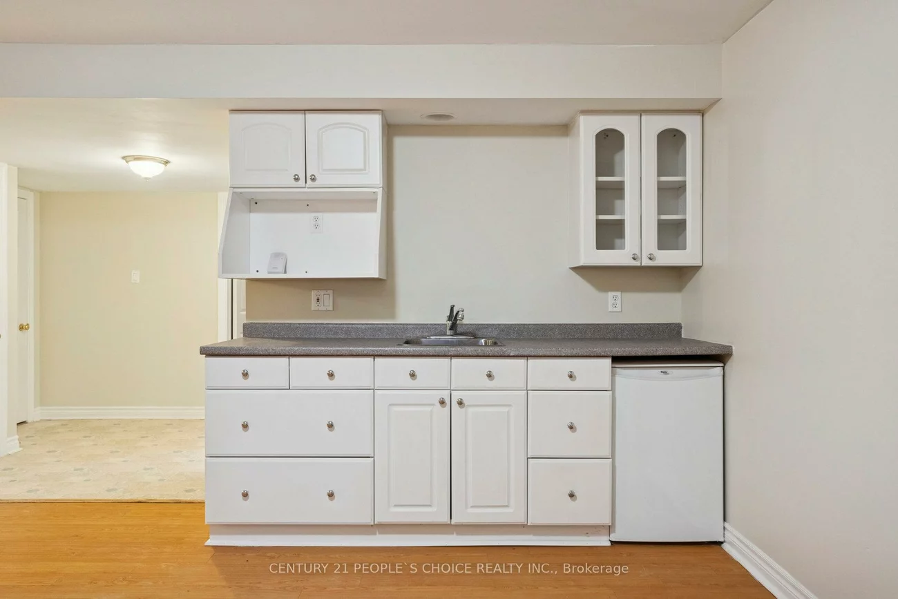 136, Marsellus, Holly, Barrie