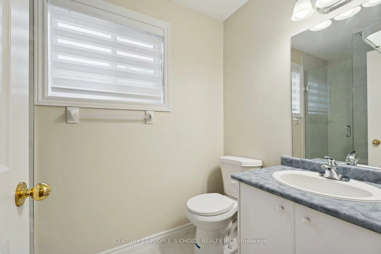 136, Marsellus, Holly, Barrie