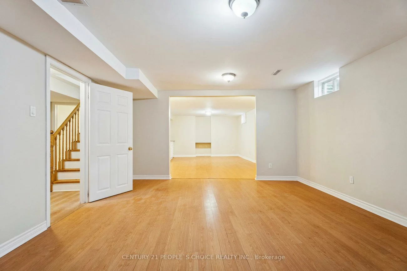 136, Marsellus, Holly, Barrie