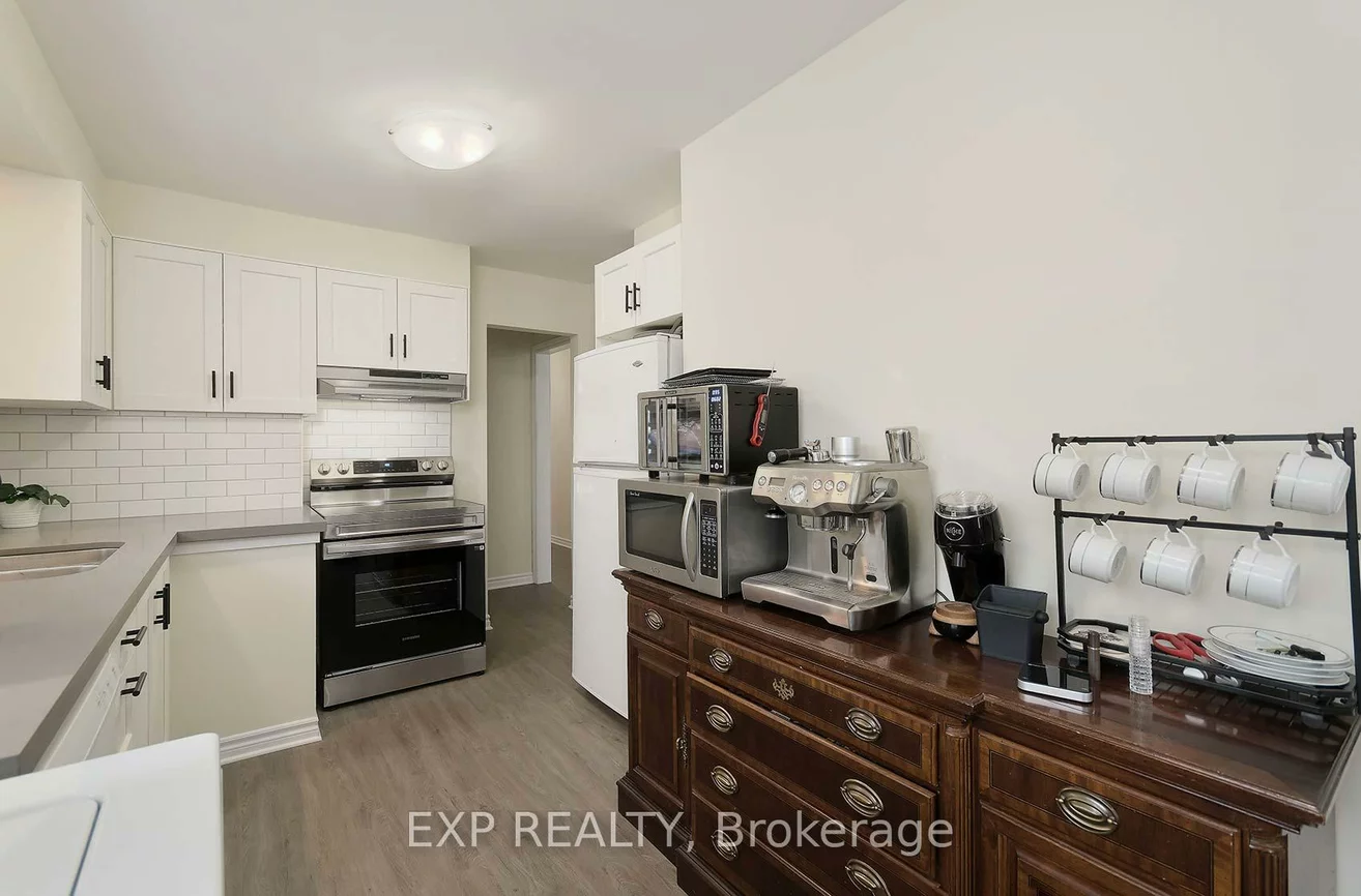 22A, Bernick, Grove East, Barrie