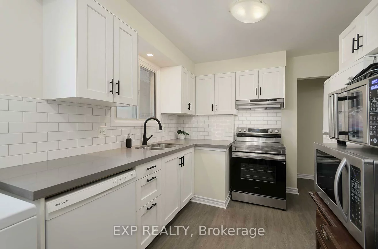 22A, Bernick, Grove East, Barrie