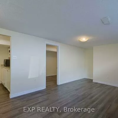 22A, Bernick, Grove East, Barrie