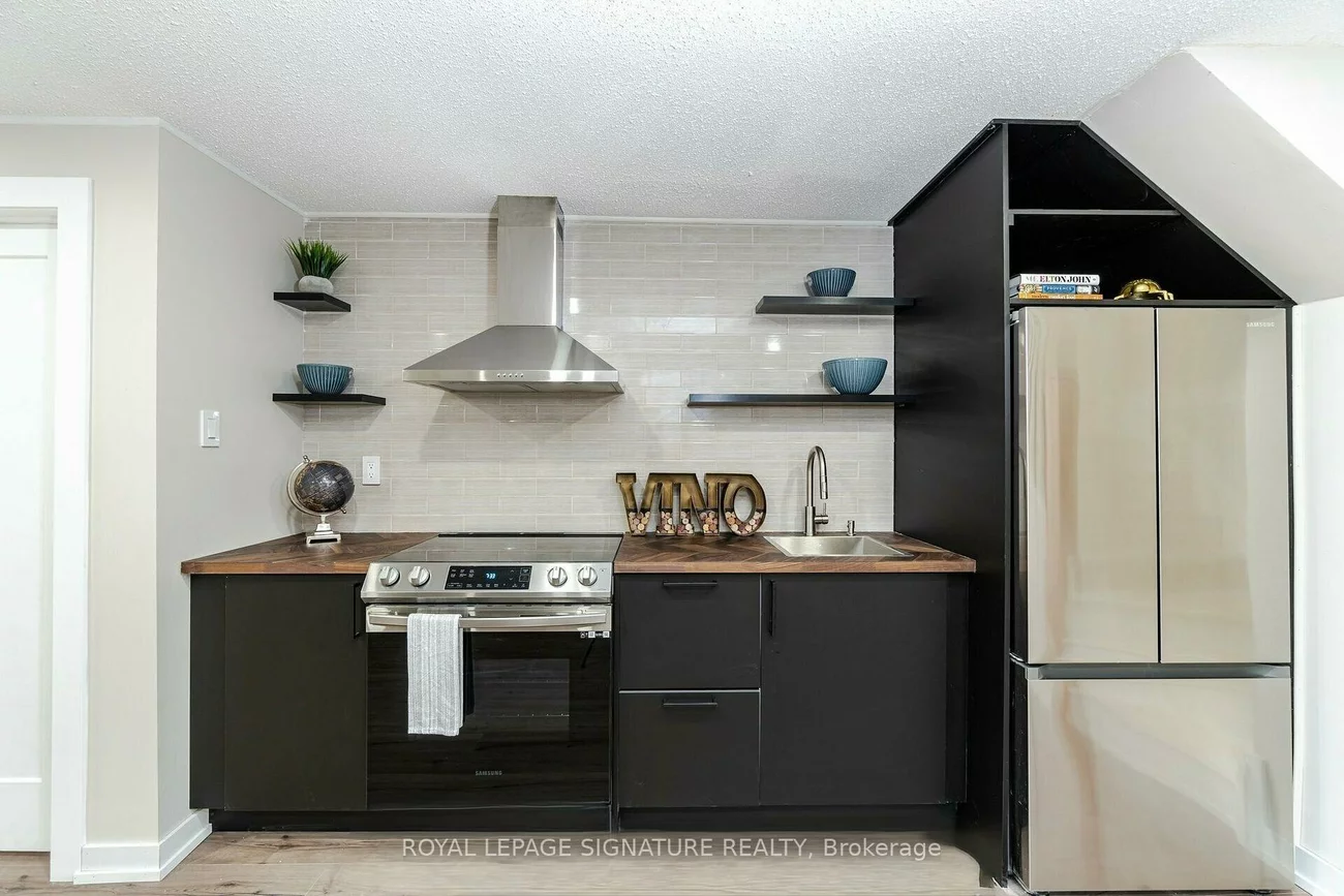 453, Leacock, Letitia Heights, Barrie