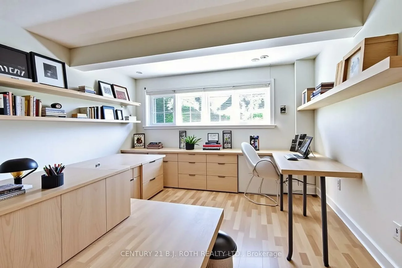 55, Bloxham, Bayshore, Barrie