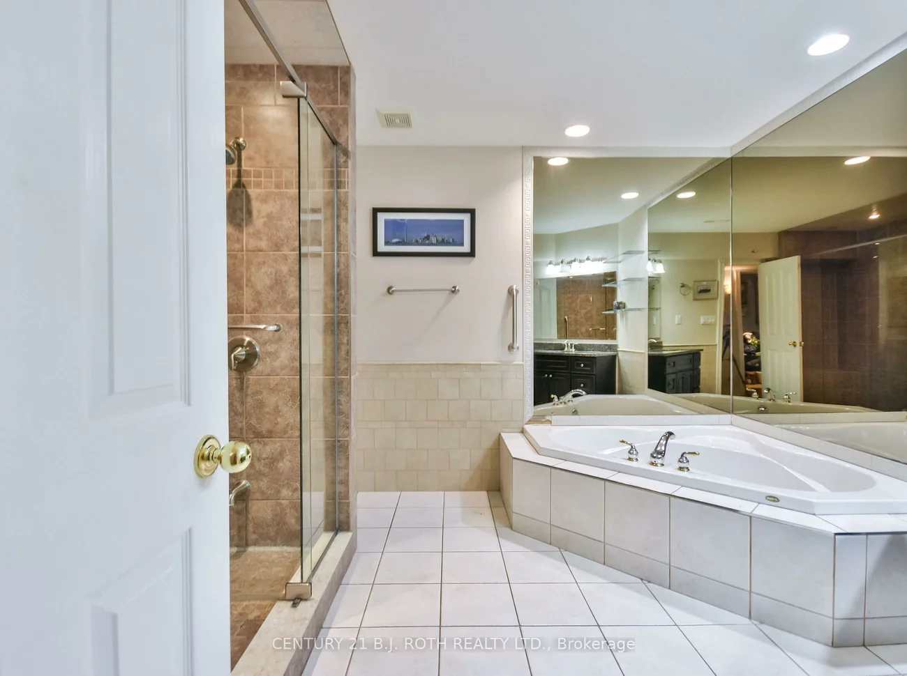 55, Bloxham, Bayshore, Barrie