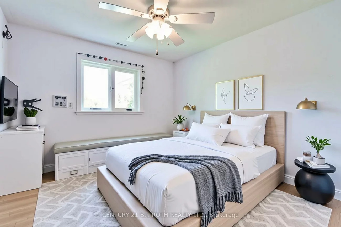 55, Bloxham, Bayshore, Barrie