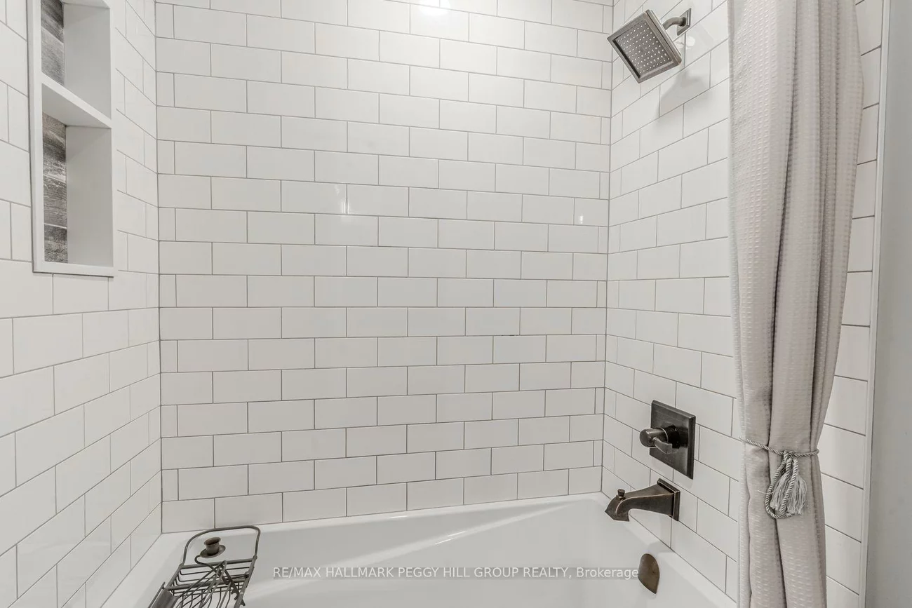 81, Sproule, Edgehill Drive, Barrie