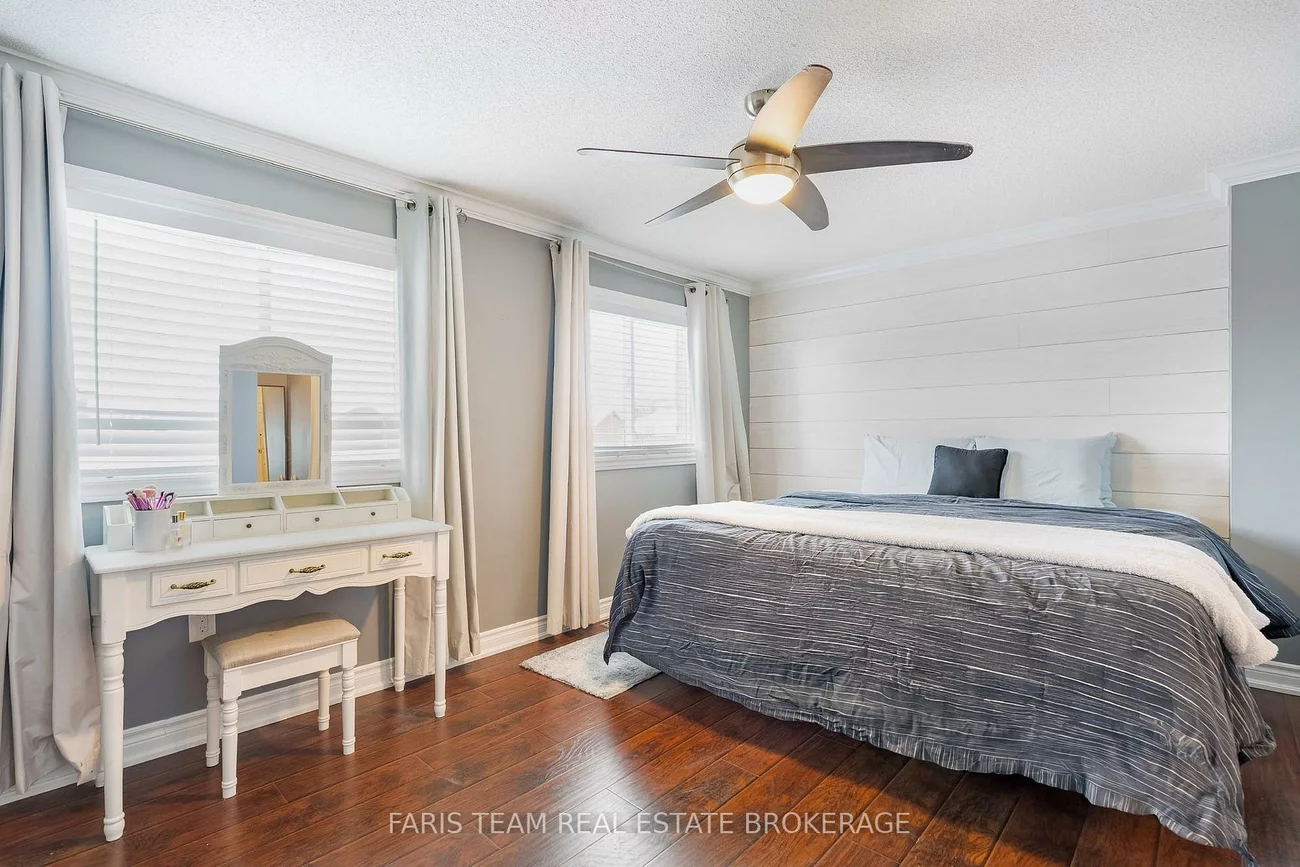 28, Raymond, Painswick South, Barrie