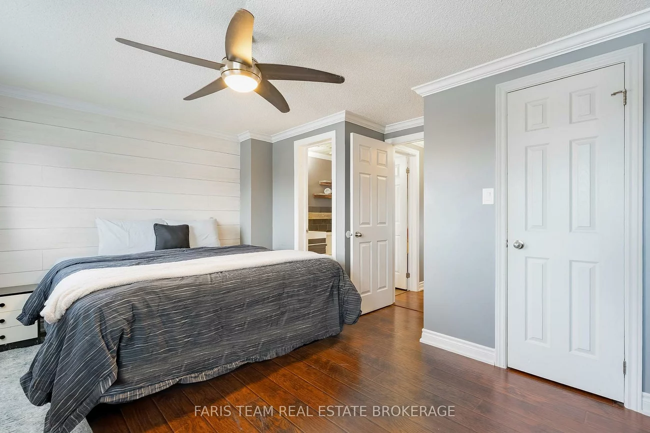 28, Raymond, Painswick South, Barrie