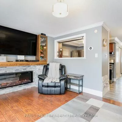 28, Raymond, Painswick South, Barrie