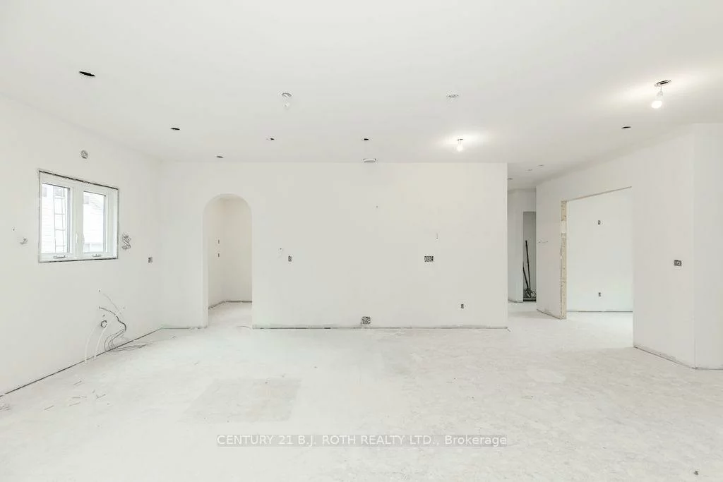 56, Brennan, South Shore, Barrie