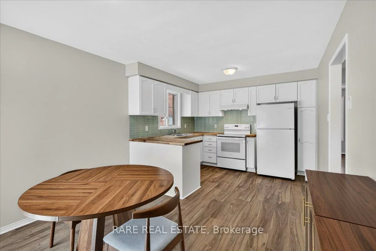 30, Mcveigh, Northwest, Barrie