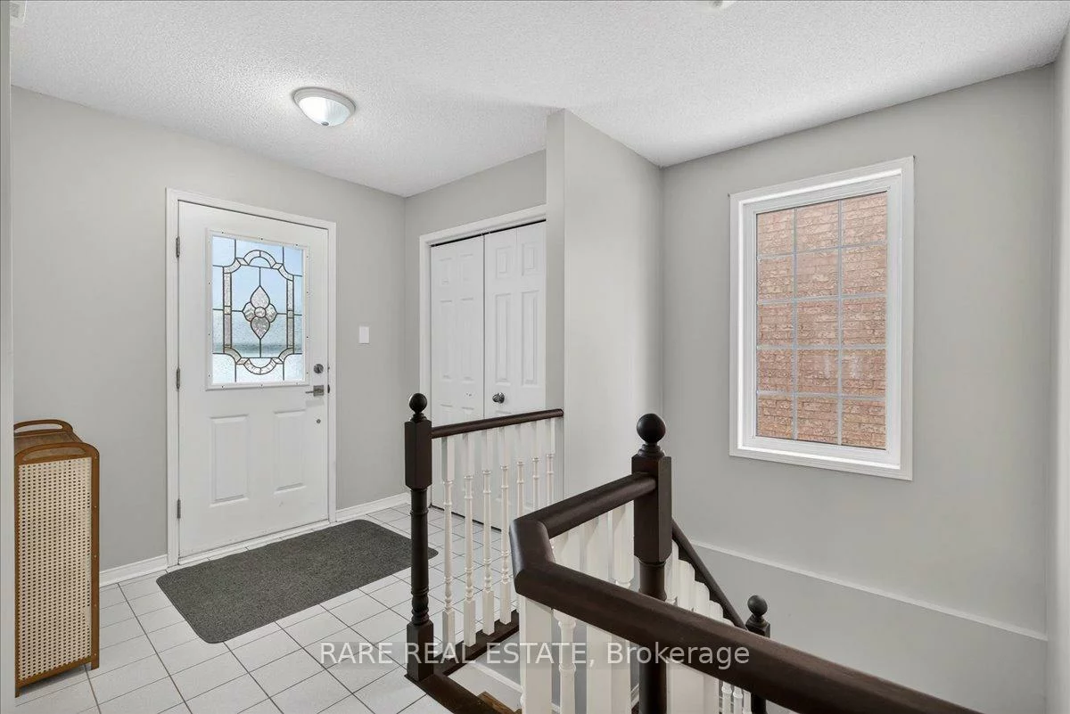 30, Mcveigh, Northwest, Barrie