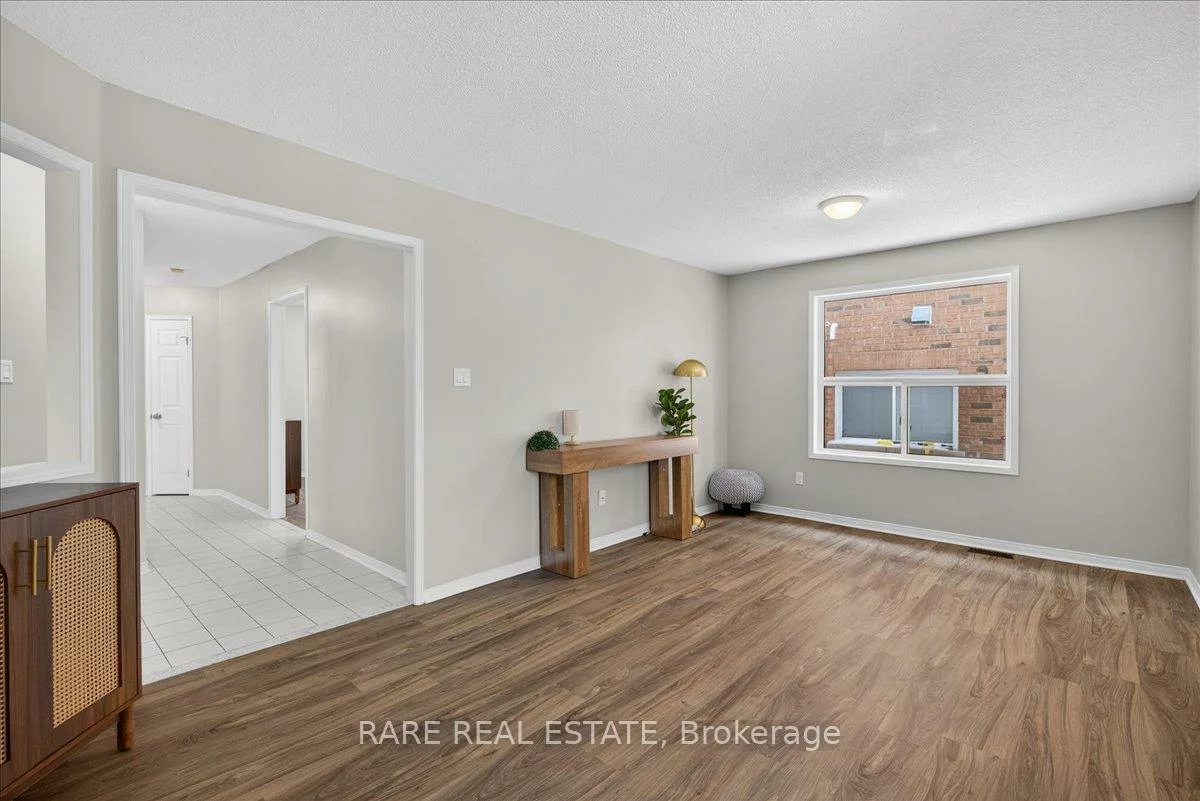 30, Mcveigh, Northwest, Barrie