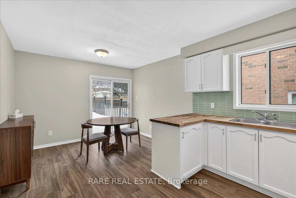 30, Mcveigh, Northwest, Barrie