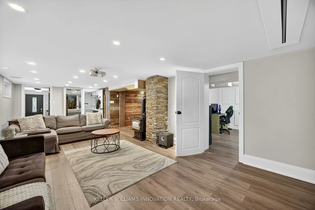 108, Owen, City Centre, Barrie