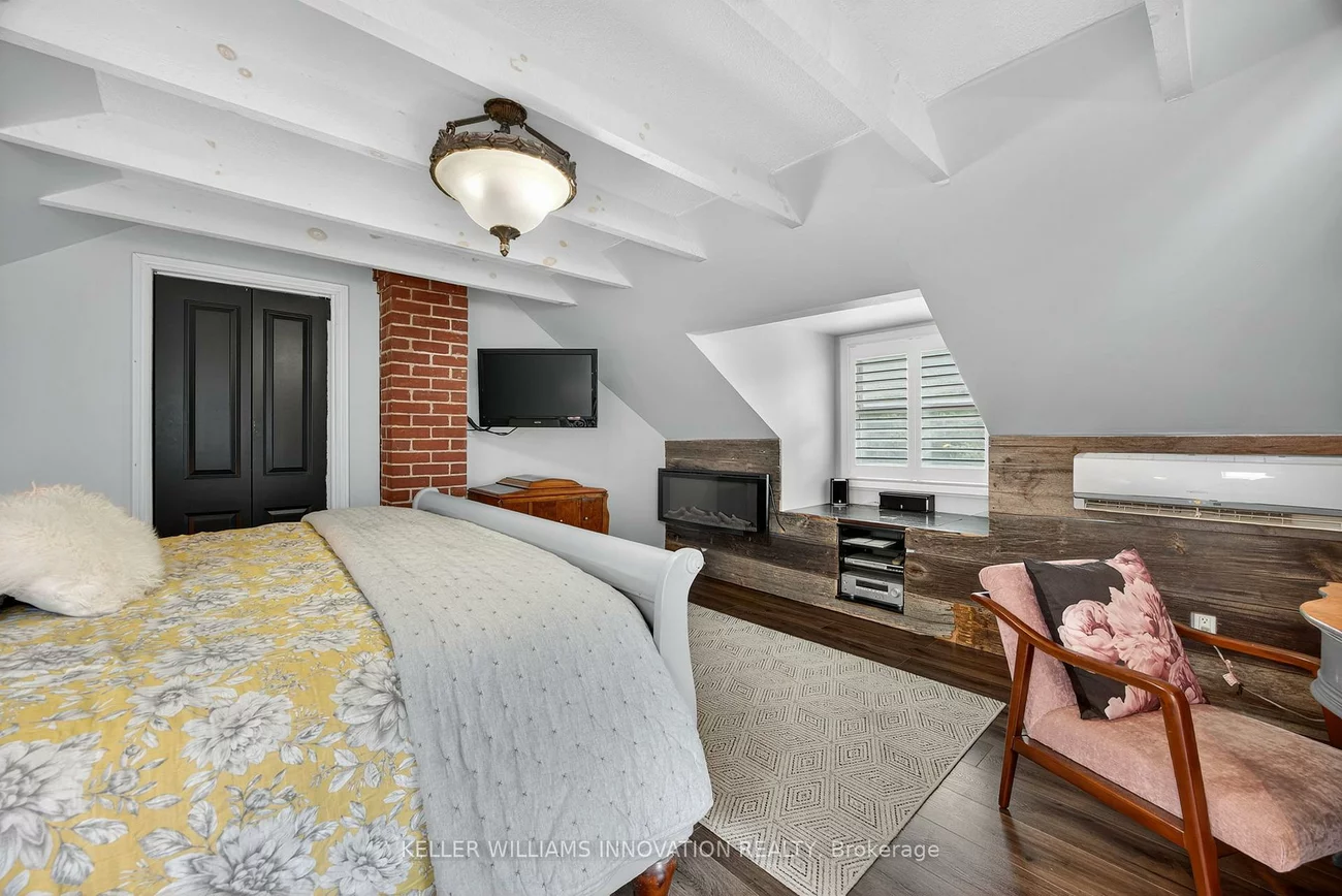 108, Owen, City Centre, Barrie