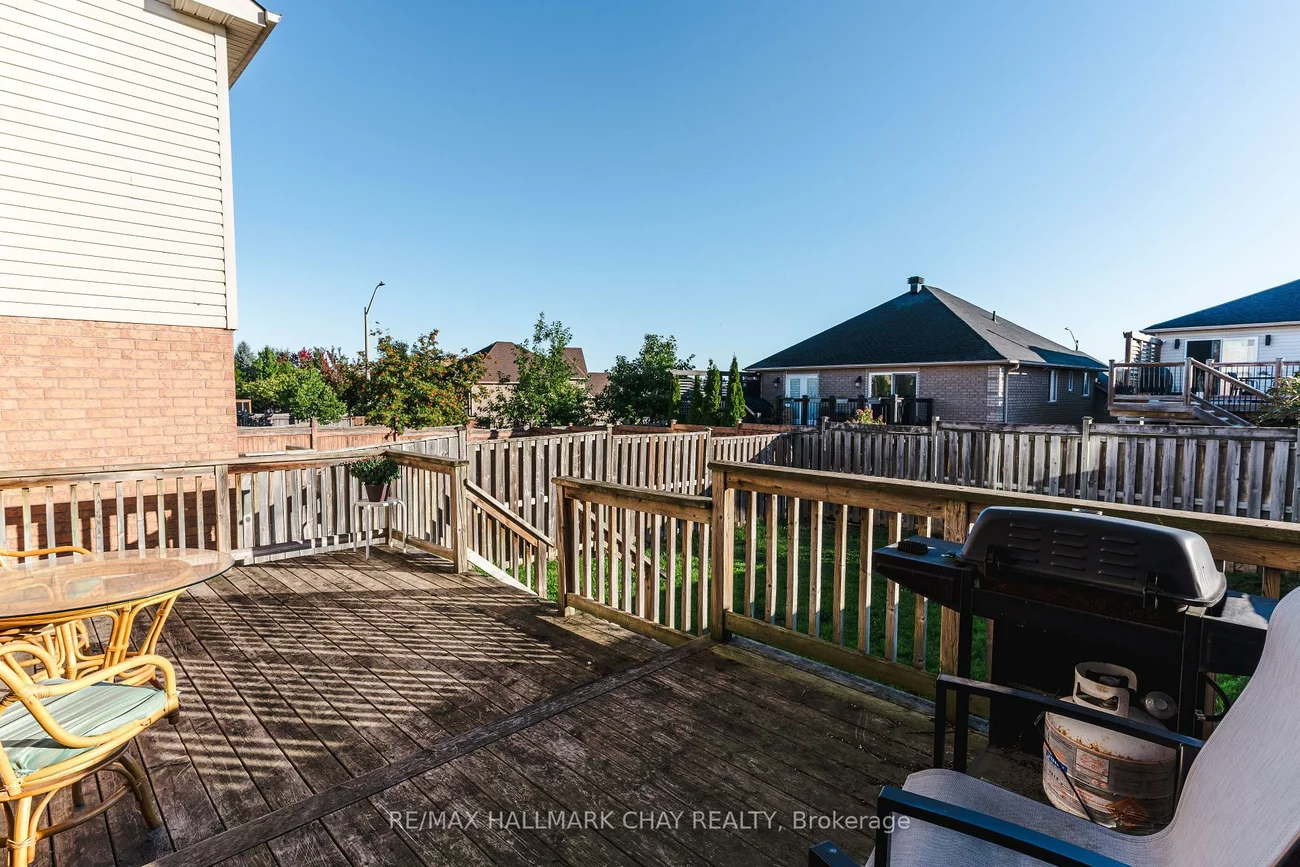 135, Trevino, East Bayfield, Barrie