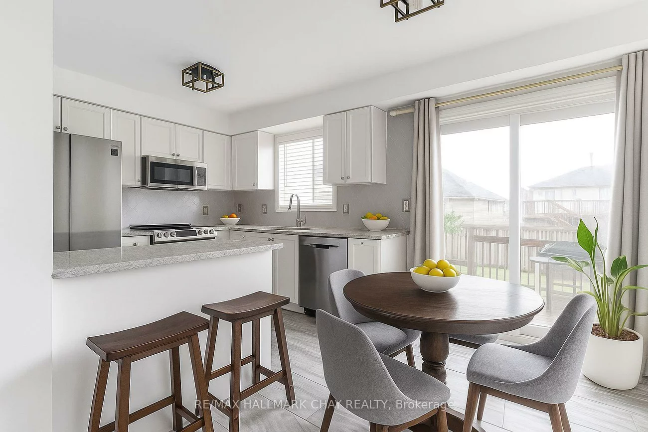 135, Trevino, East Bayfield, Barrie