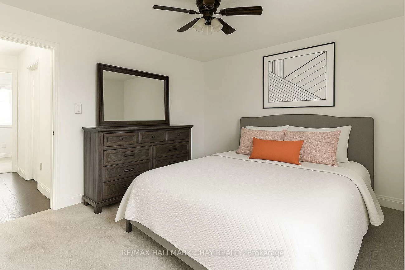 135, Trevino, East Bayfield, Barrie