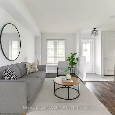 135, Trevino, East Bayfield, Barrie