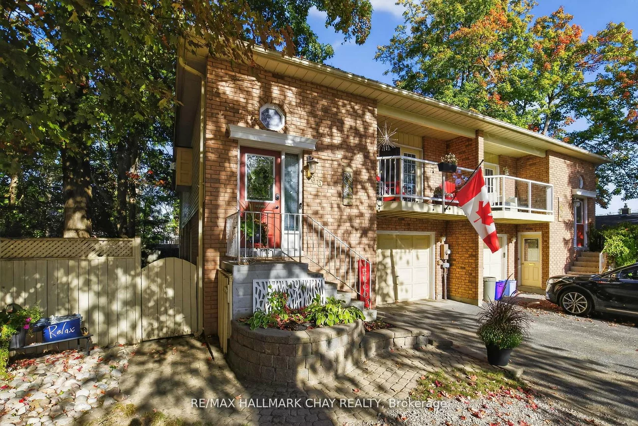 155, Maple, City Centre, Barrie