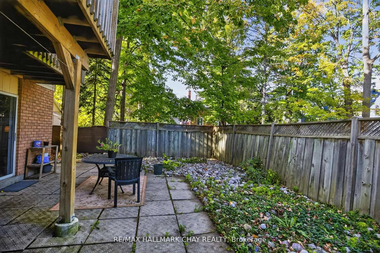 155, Maple, City Centre, Barrie