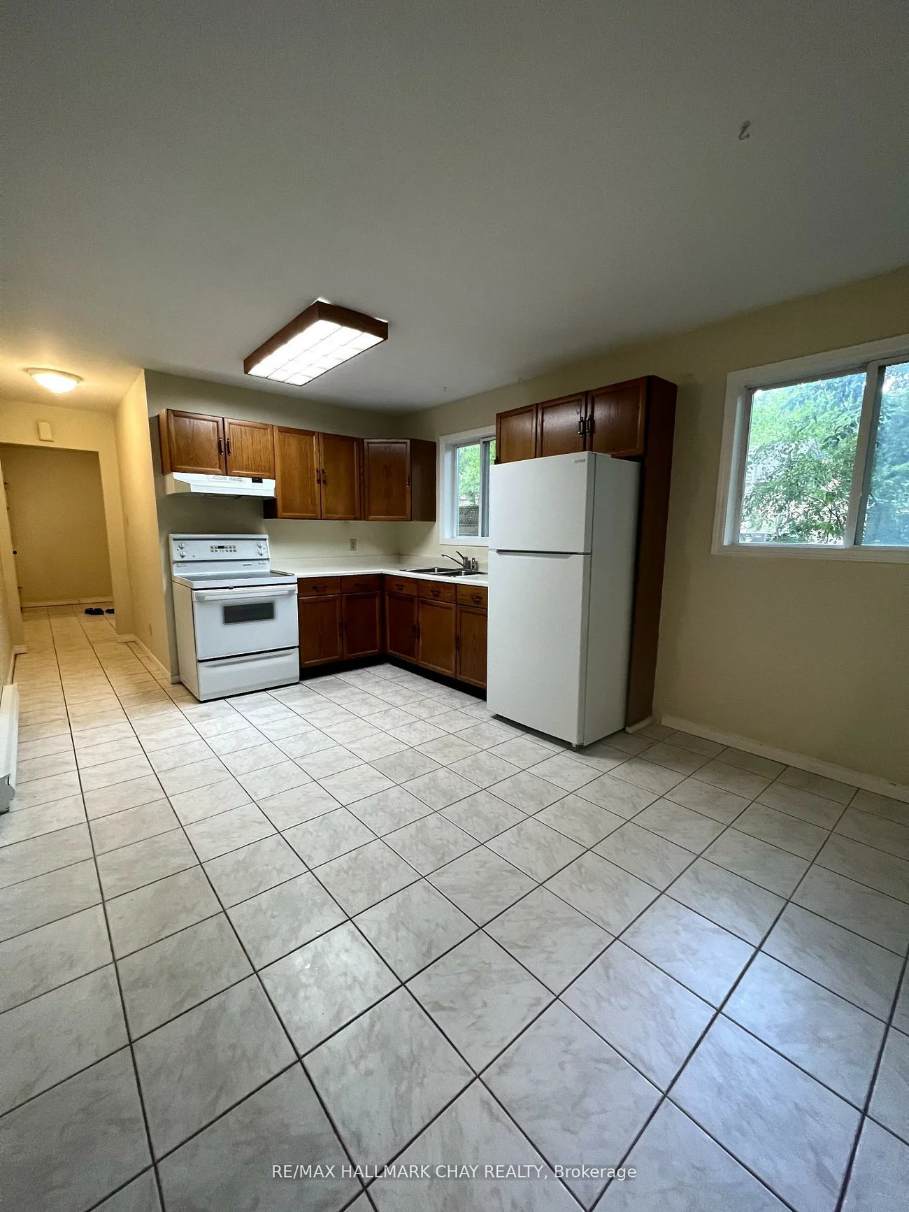 155, Maple, City Centre, Barrie