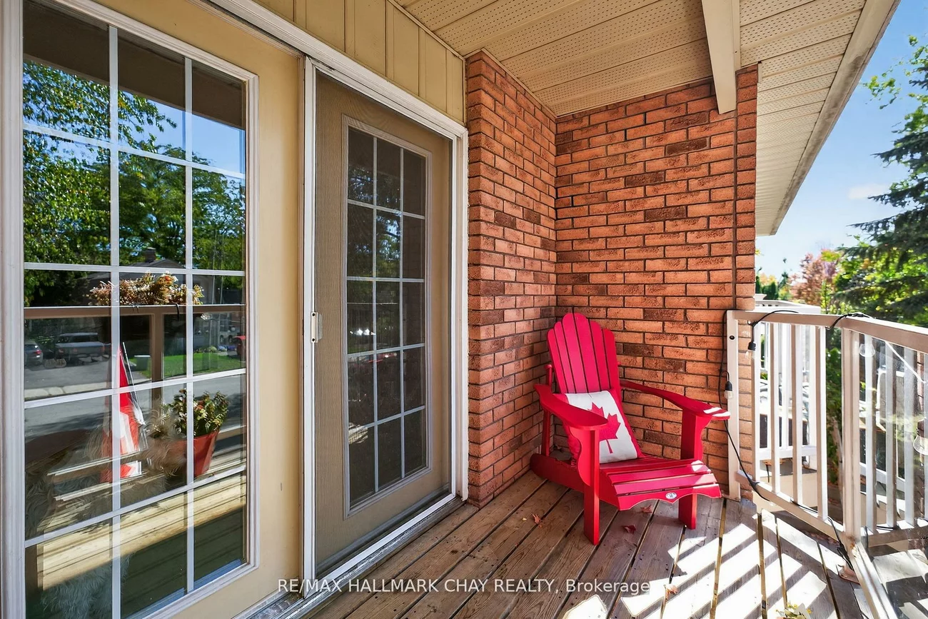 155, Maple, City Centre, Barrie