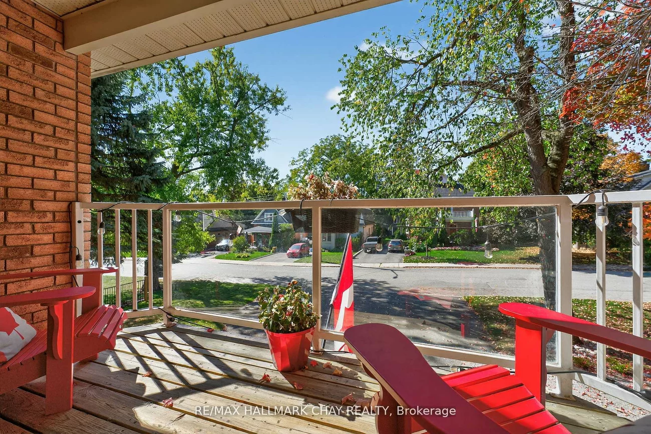 155, Maple, City Centre, Barrie