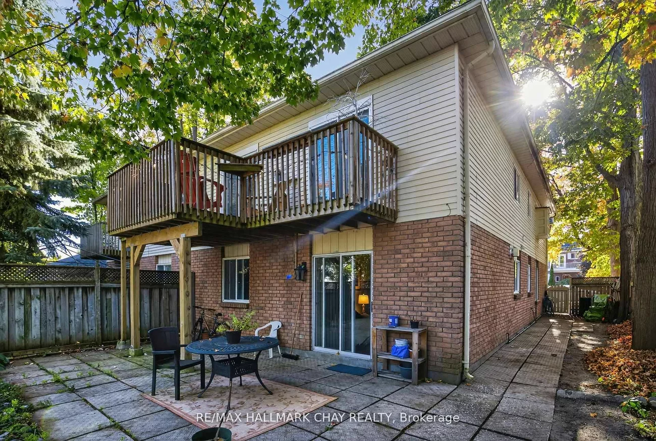 155, Maple, City Centre, Barrie