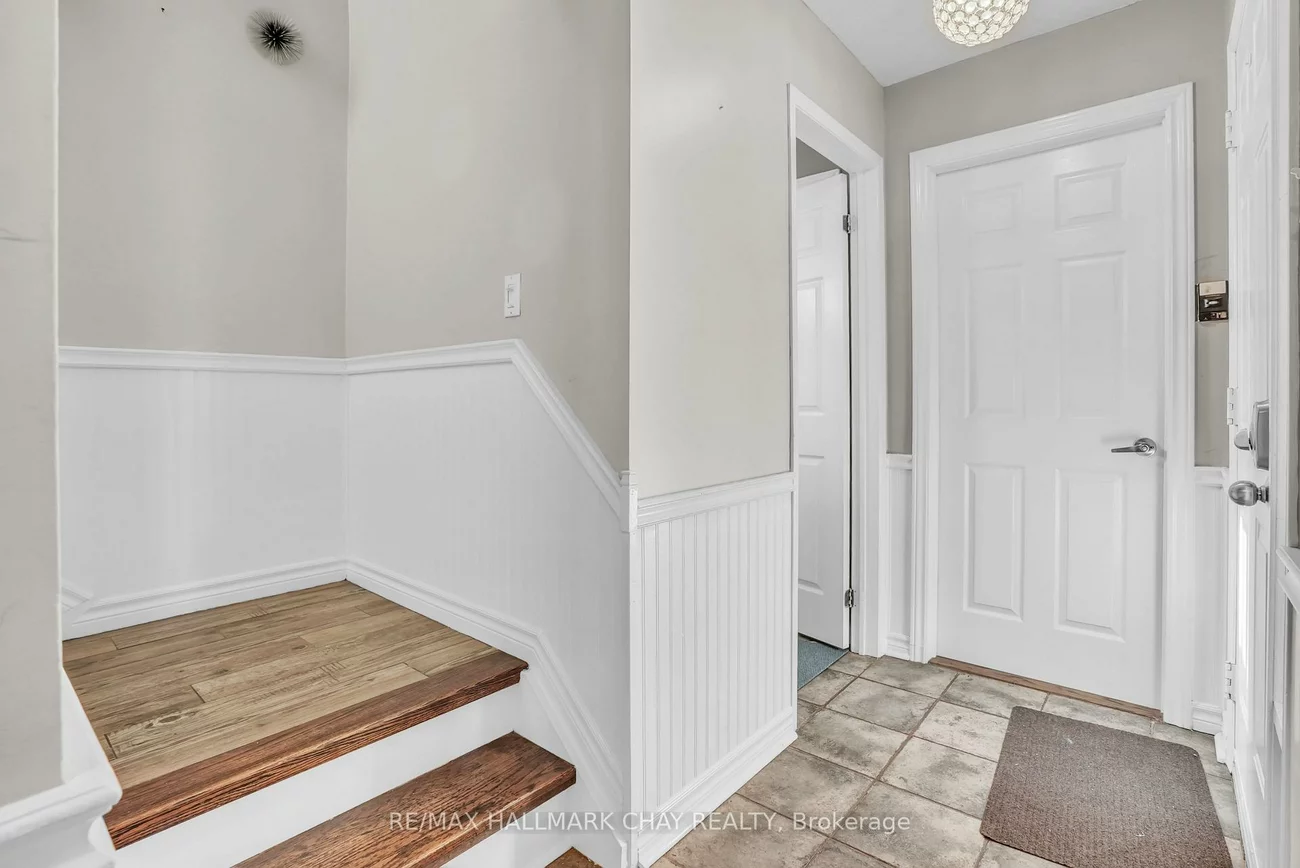 30, Rosenfeld, Grove East, Barrie