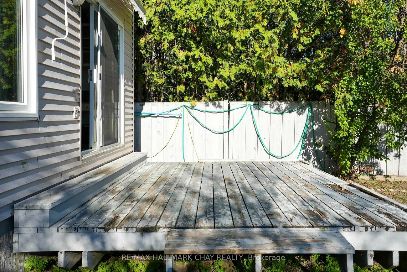 30, Rosenfeld, Grove East, Barrie