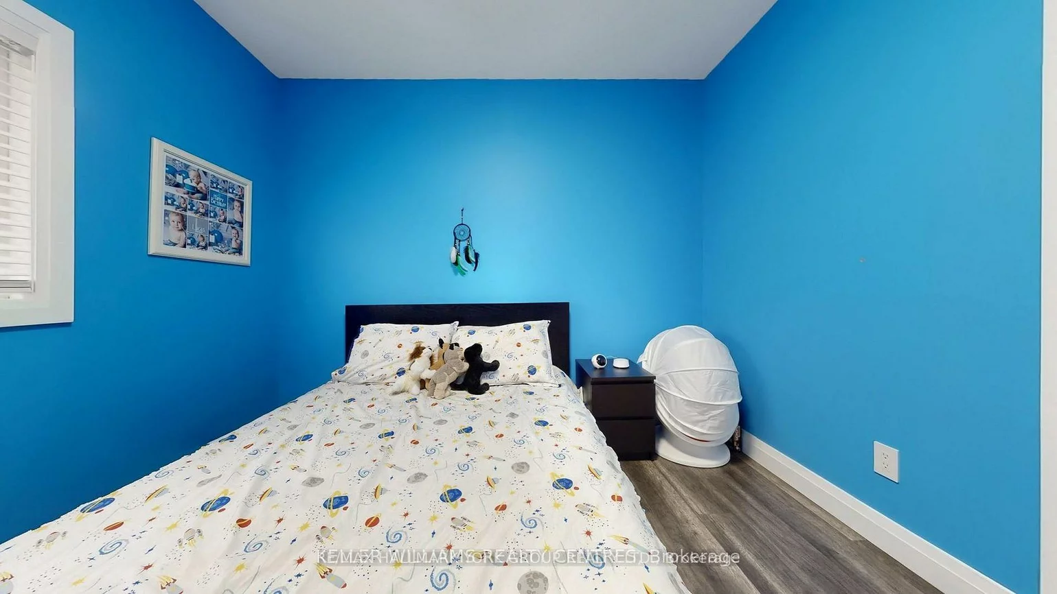 196, Marsellus, Holly, Barrie