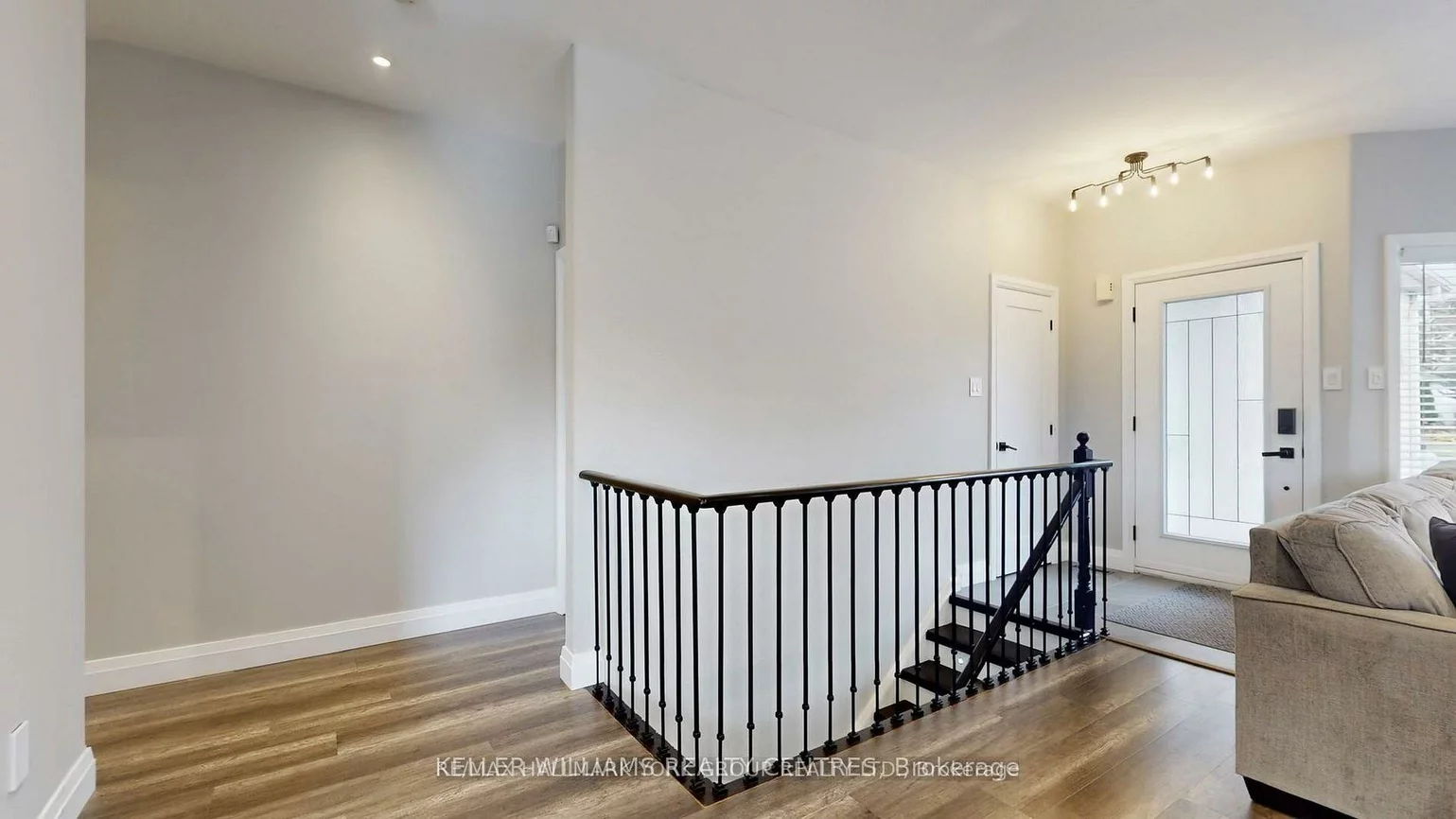 196, Marsellus, Holly, Barrie