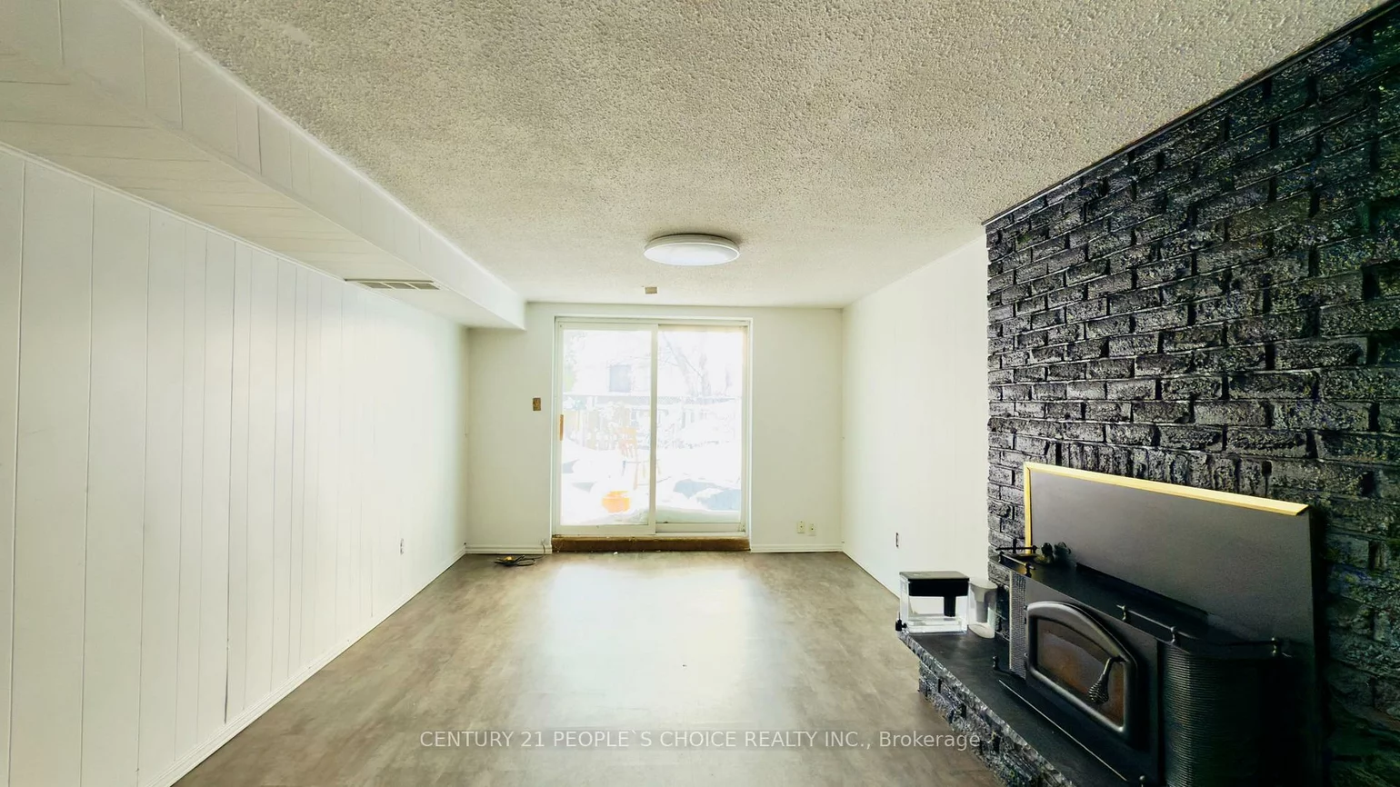 108, Kozlov, Sunnidale, Barrie