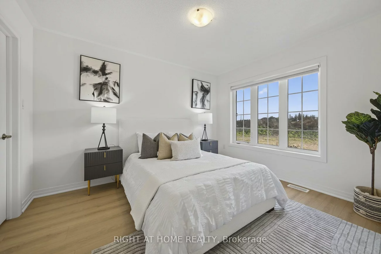 86, West Oak, Rural Barrie Southeast, Barrie