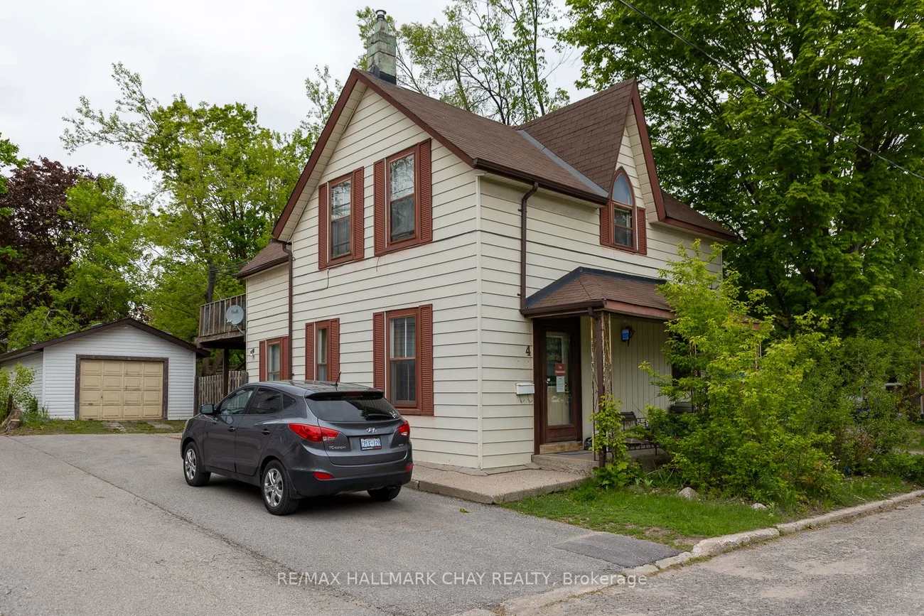 4, East, Wellington, Barrie