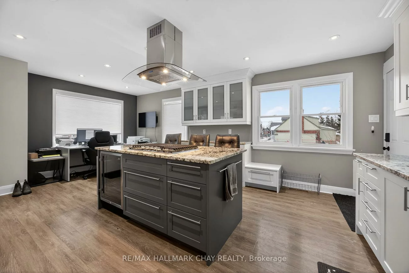 68, Drury, Wellington, Barrie