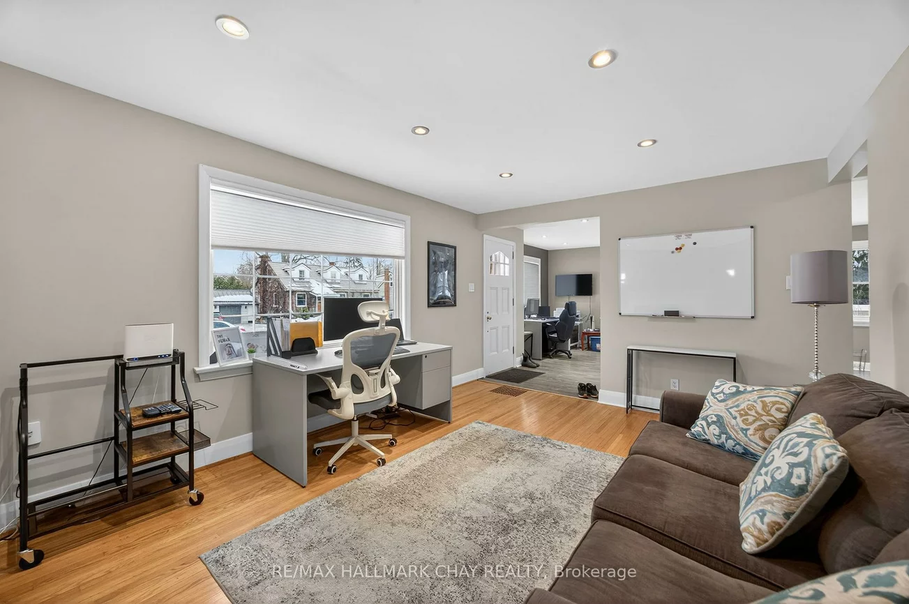 68, Drury, Wellington, Barrie